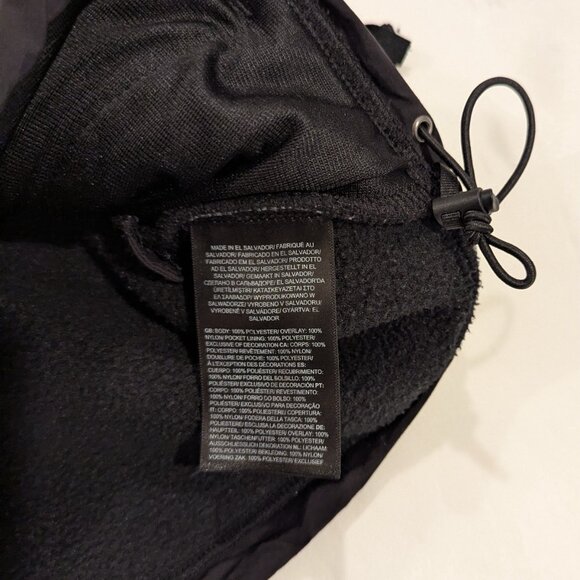 The North Face Retro Denali Jacket (Fleece, Black) - Picture 14 of 16